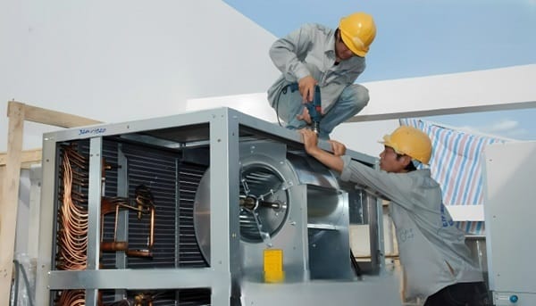 Bảo dưỡng, vệ sinh máy làm mát nhà xưởng định kỳ để thiết bị hoạt động tốt nhất
