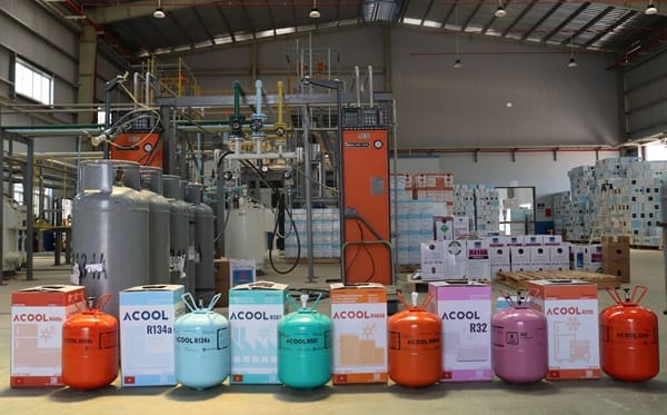 Môi chất làm lạnh còn gọi là gas lạnh, là một chất lỏng hoặc khí